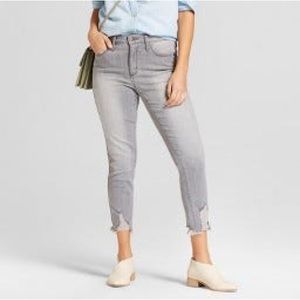 Universal Thread High Rise Skinny Crop Light Grey Wash Size 10